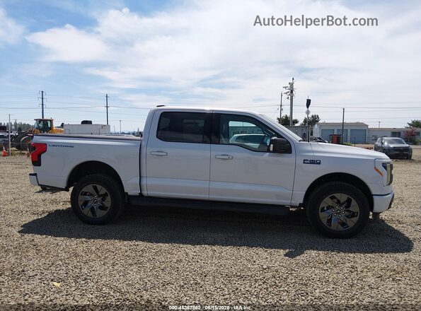 1FT6W3LU9SWG26543 2025 FORD F-150 LIGHTNING Light Blue Панорамный вид салона 360°