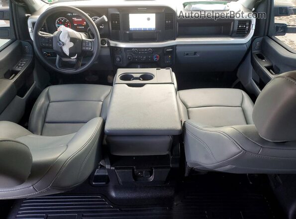 1FT7W2AA7SEC48896 2025 FORD F250 Белый Вид панели приборов
