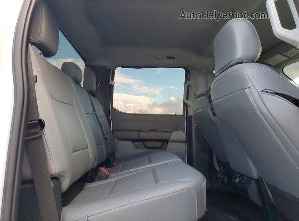 1FT7W2AA7SEC48896 2025 FORD F250 Белый Вид задних сидений