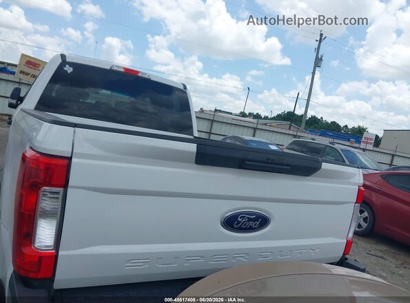 1FT7W2AT5HEC19942 2017 FORD F-250 White 