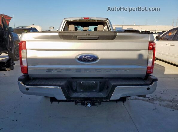 1FT7W2ATXJEC59388 2018 FORD F250 Silver უკანა ხედი