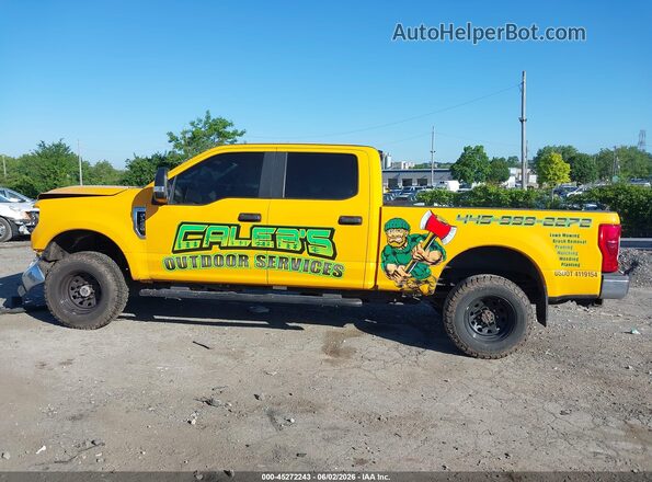 1FT7W2B63JEC83556 2018 FORD F-250 Yellow უკანა სალონის ხედი