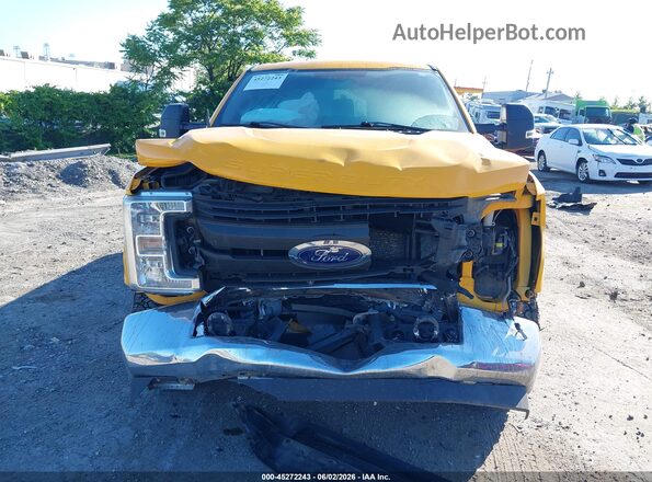 1FT7W2B63JEC83556 2018 FORD F-250 Yellow წინა პანელის ხედი