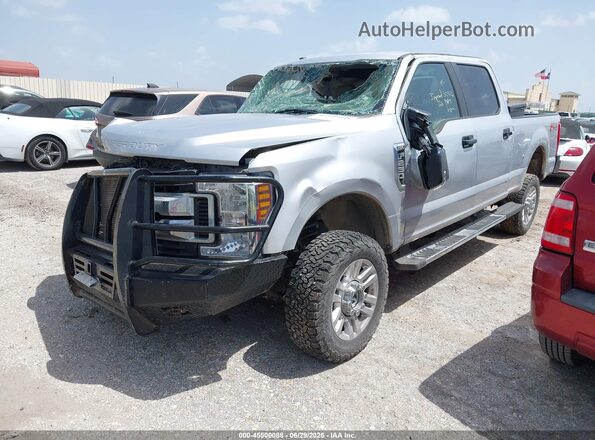 1FT7W2B64JED04978 2018 FORD F-250 Silver წინა მარცხენა ხედი სამი მეოთხედიდან