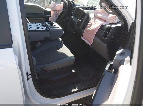 1FT7W2B65HEB38335 2017 FORD F-250 White Vista interior delantera