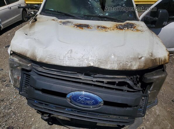 1FT7W2B65HEE92405 2017 FORD F250 White 
