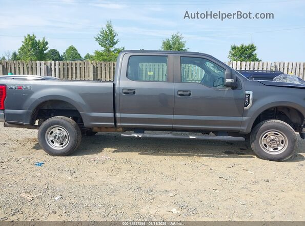 1FT7W2B69JEB16795 2018 FORD F-250 Silver Rear interior view