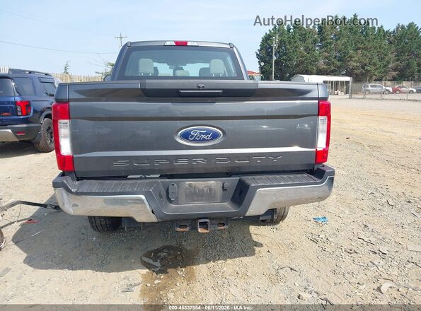 1FT7W2B69JEB16795 2018 FORD F-250 Silver 