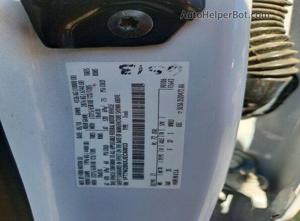 1FT7W2B6XJEC60033 2018 FORD F250 White Vista del compartimento del motor