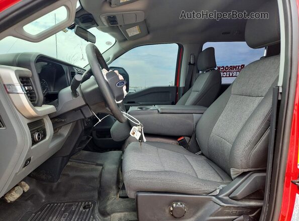 1FT7W2BA2REF53005 2024 FORD F250 Red Widok wnętrza z przodu
