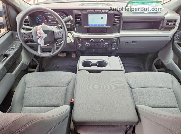 1FT7W2BA2REF53005 2024 FORD F250 Red Widok deski rozdzielczej