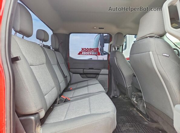 1FT7W2BA2REF53005 2024 FORD F250 Red Widok tylnych siedzeń