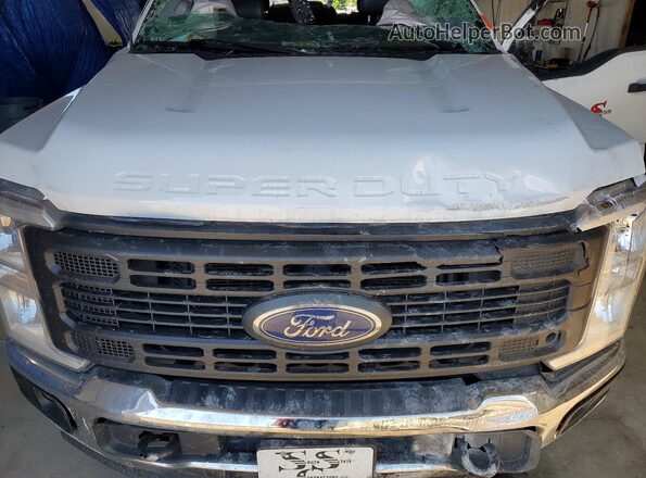 1FT7W2BA4PED56740 2023 FORD F250 White Սալոնի հետևի տեսք
