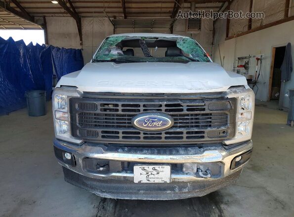 1FT7W2BA4PED56740 2023 FORD F250 White Դիմացի տեսք