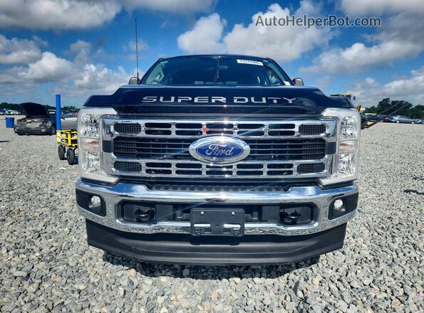 1FT7W2BA8RED67274 2024 FORD F250 Black Widok z przodu