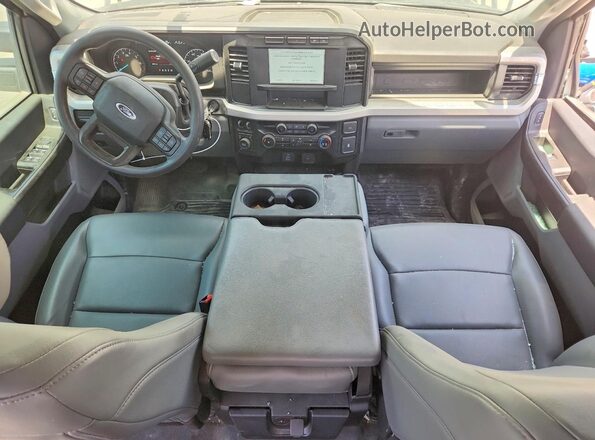 1FT7W2BA9RED44344 2024 FORD F250 White Dashboard view