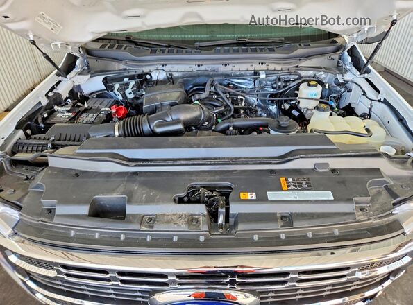 1FT7W2BN3TEC81025 2026 FORD F250 White Widok komory silnika