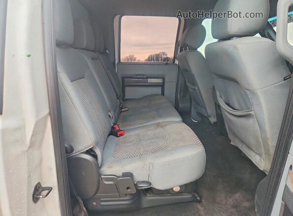 1FT7W2BT0GEA80526 2016 FORD F250 White Հետևի նստատեղերի տեսք