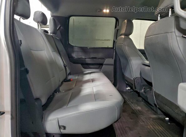 1FT7W2BT0SEE05331 2025 FORD F250 White Rear seats view