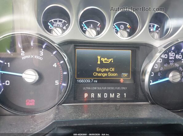 1FT7W2BT2GEA78745 2016 FORD F-250 White Widok wnętrza z przodu
