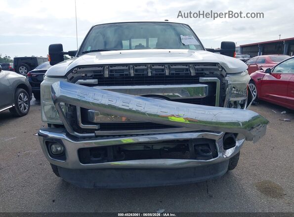 1FT7W2BT2GEA78745 2016 FORD F-250 White Widok deski rozdzielczej