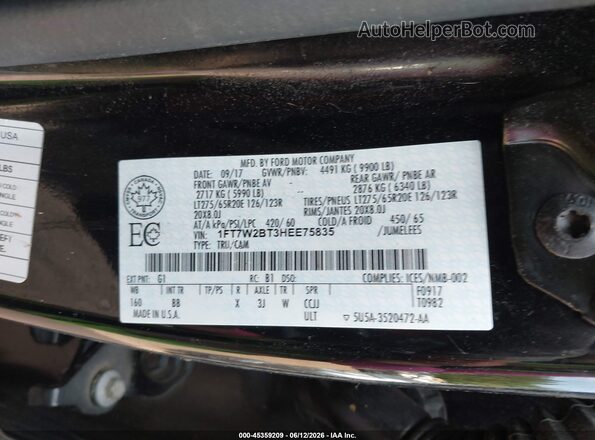 1FT7W2BT3HEE75835 2017 FORD F-250 Black Vista del compartimento del motor