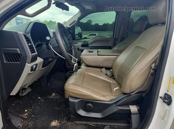 1FT7W2BT3KEG47319 2019 FORD F250 White Widok wnętrza z przodu