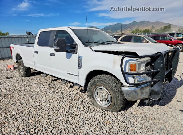 1FT7W2BT4NEF89628 2022 FORD F250 White 