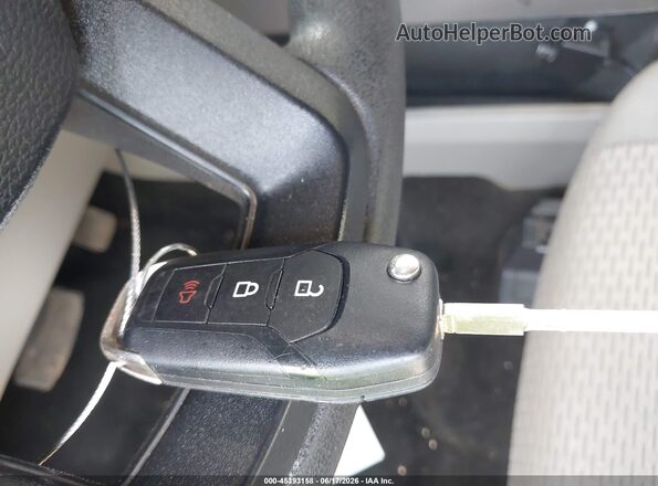 1FT7W2BT5HEB51303 2017 FORD F-250 Белый Вид панели приборов