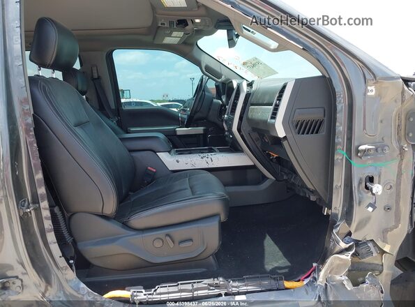 1FT7W2BT5LEE75540 2020 FORD F-250 Gray Front interior view
