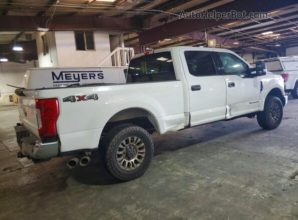1FT7W2BT6JEC47480 2018 FORD F250 White 