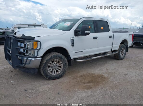 1FT7W2BT7HEB59452 2017 FORD F-250 Белый Передняя левая четверть