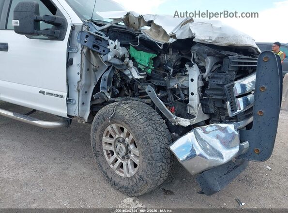 1FT7W2BT7HEB59452 2017 FORD F-250 Белый Вид спереди