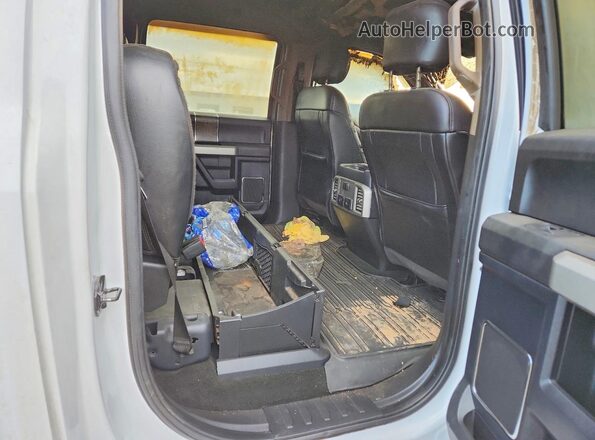 1FT7W2BT7HED29552 2017 FORD F250 White Вид задніх сидінь