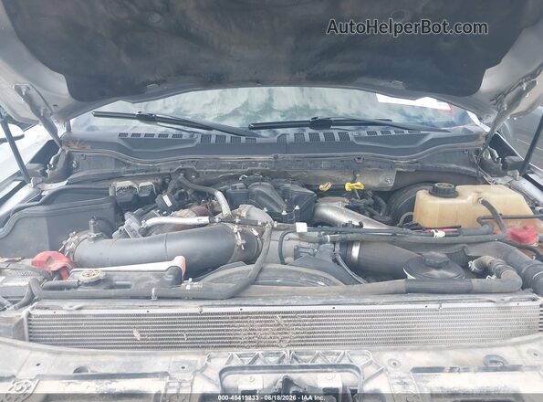 1FT7W2BT7HEE25472 2017 FORD F-250 Серебряный Вид сзади