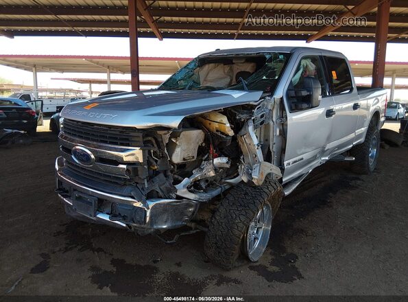 1FT7W2BT7JEB38087 2018 FORD F-250 Silver Front view