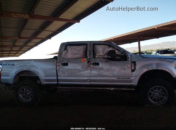 1FT7W2BT7JEB38087 2018 FORD F-250 Silver Rear interior view