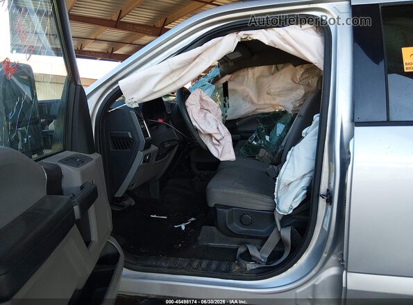 1FT7W2BT7JEB38087 2018 FORD F-250 Silver Front interior view