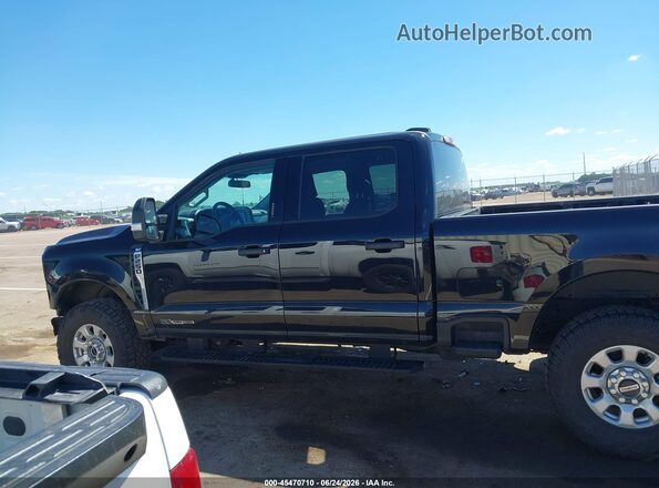 1FT7W2BT7PED33986 2023 FORD F-250 Black Widok wnętrza 360 stopni