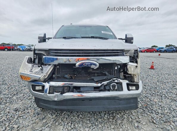 1FT7W2BT8HEF07405 2017 FORD F250 Silver Widok z przodu