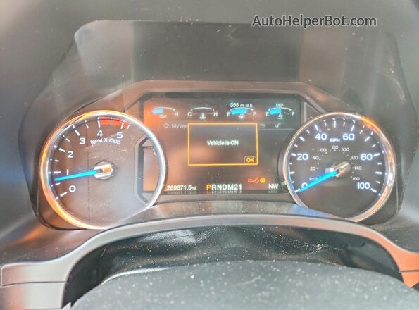 1FT7W2BT8HEF07405 2017 FORD F250 Silver Widok zestawu wskaźników