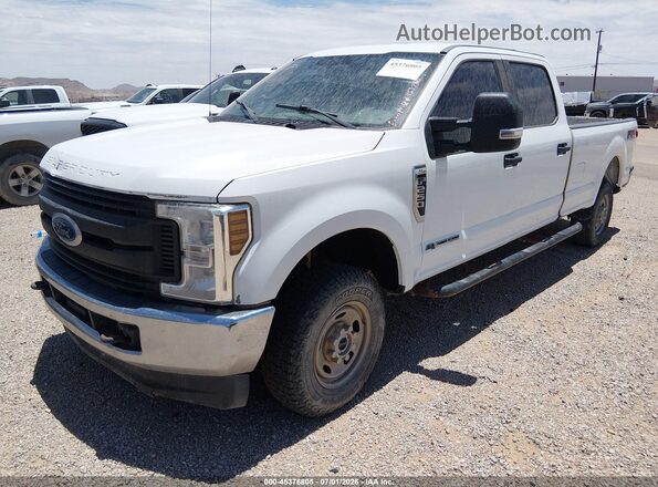 1FT7W2BT8JEC57802 2018 FORD F-250 White Առջևի ձախ երեք քառորդ տեսարան