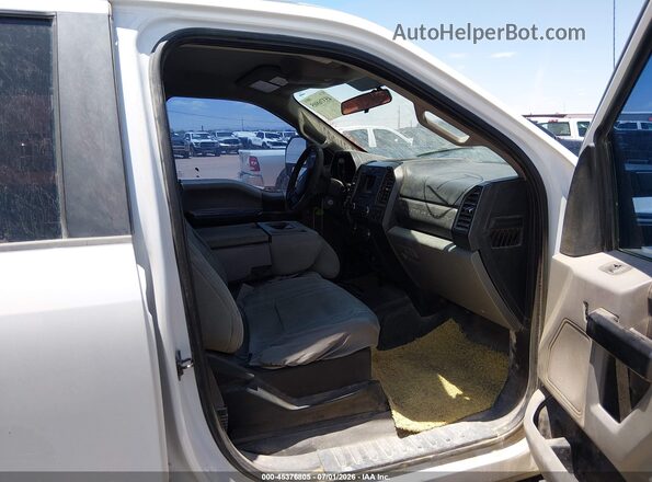 1FT7W2BT8JEC57802 2018 FORD F-250 White Սալոնի դիմացի տեսք