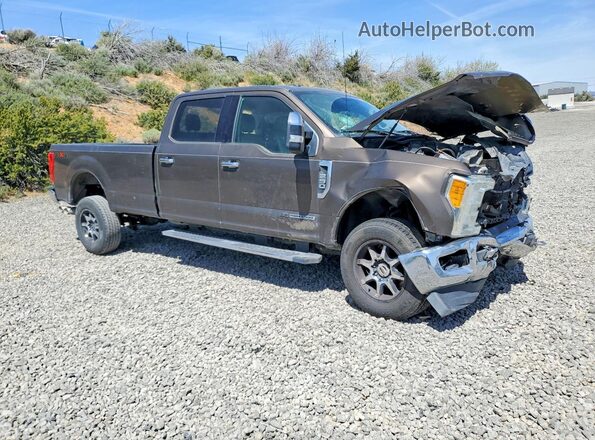 1FT7W2BT9HEB77418 2017 FORD F250 Коричневый Передняя правая четверть