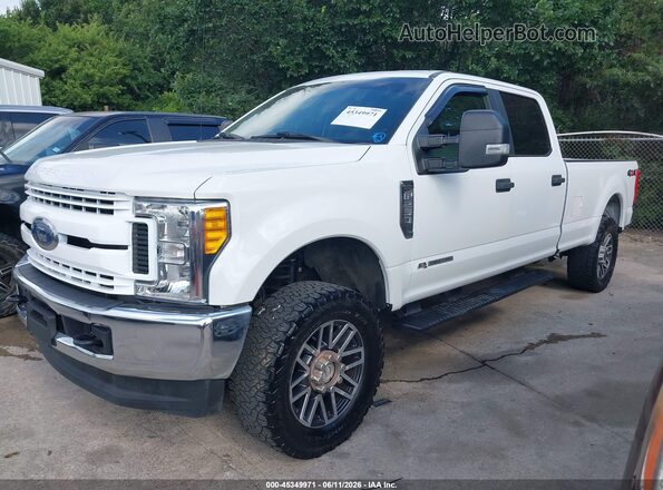 1FT7W2BT9HED04653 2017 FORD F-250 White Առջևի ձախ երեք քառորդ տեսարան