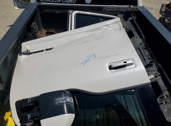 1FT7W2BT9HEF16873 2017 FORD F250 Белый Вид подкапотного пространства