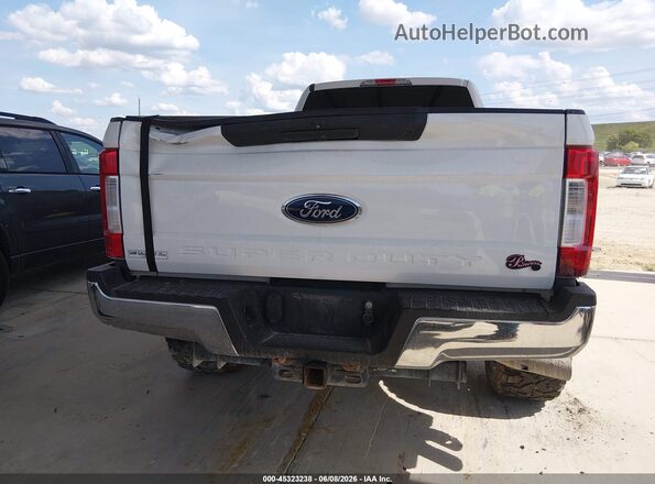 1FT7W2BT9HEF18848 2017 FORD F-250 Белый 