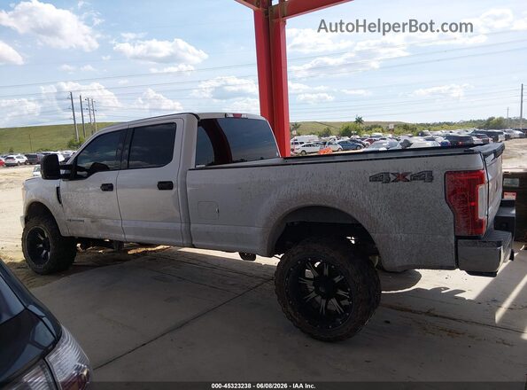 1FT7W2BT9HEF18848 2017 FORD F-250 Белый Панорамный вид салона 360°