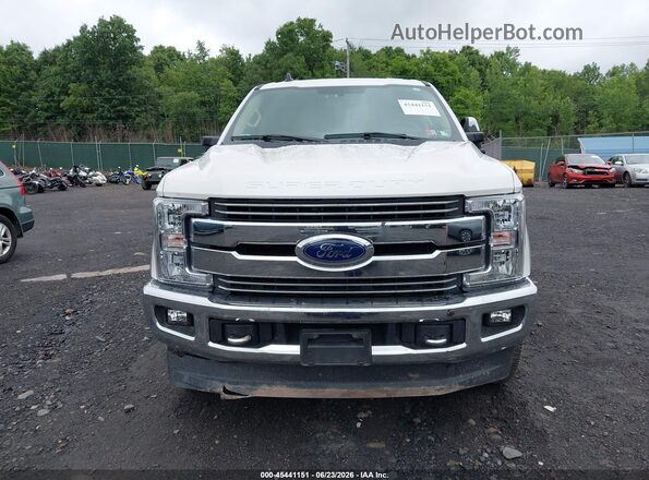 1FT7W2BT9KED59563 2019 FORD F-250 White Widok wnętrza z tyłu