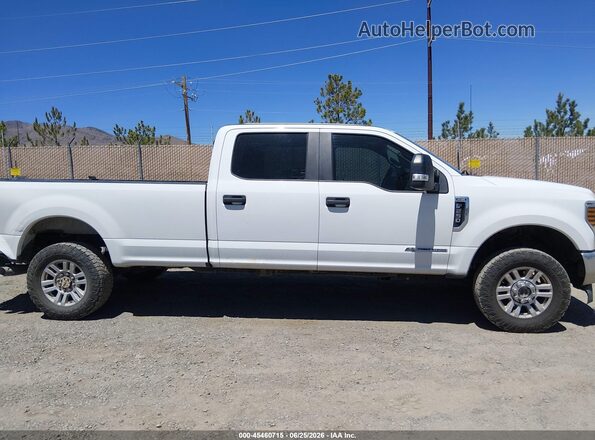 1FT7W2BT9KED84558 2019 FORD F-250 White Вид задньої частини салону